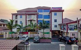 Villa Hilton Hotels